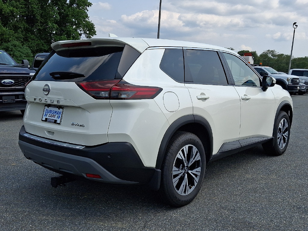 Used 2023 Nissan Rogue SV AWD/4WD image 6
