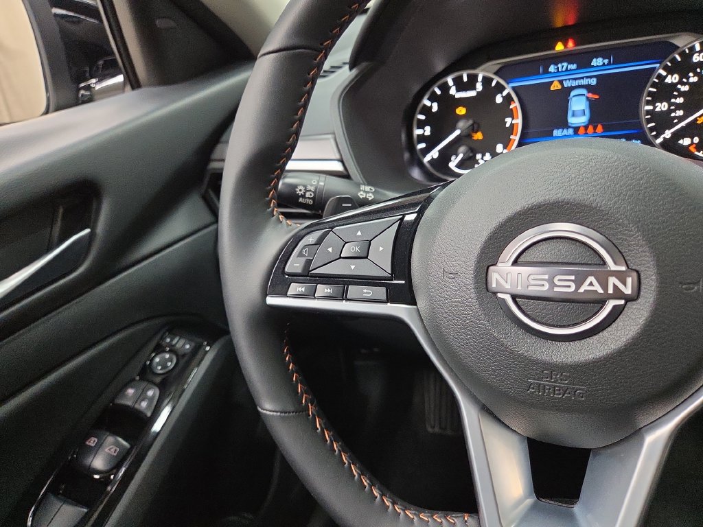 Used 2025 Nissan Altima 2.5 SR AWD/4WD image 18