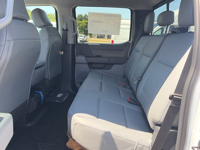New 2026 Ford F550 4x4 Crew Cab image 22