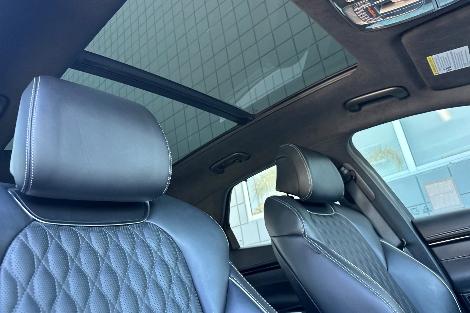 Used 2023 Genesis GV70 3.5T Sport w/ Sport Prestige Package image 18