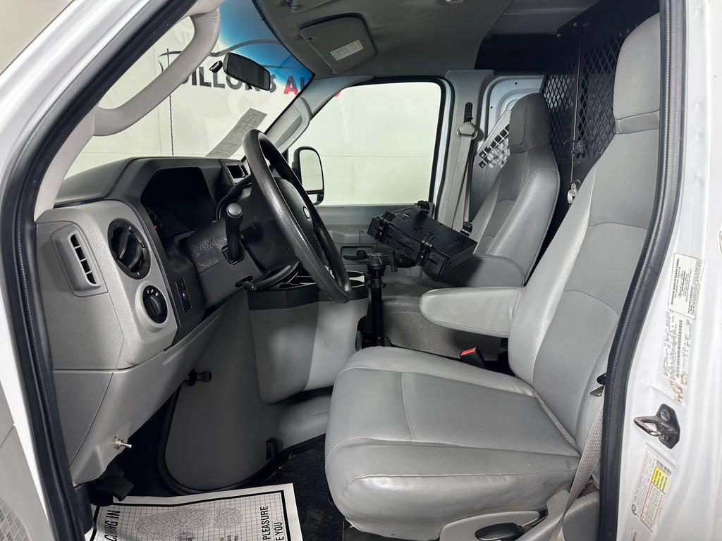 Used 2014 Ford E-150 and Econoline 150 RWD image 14