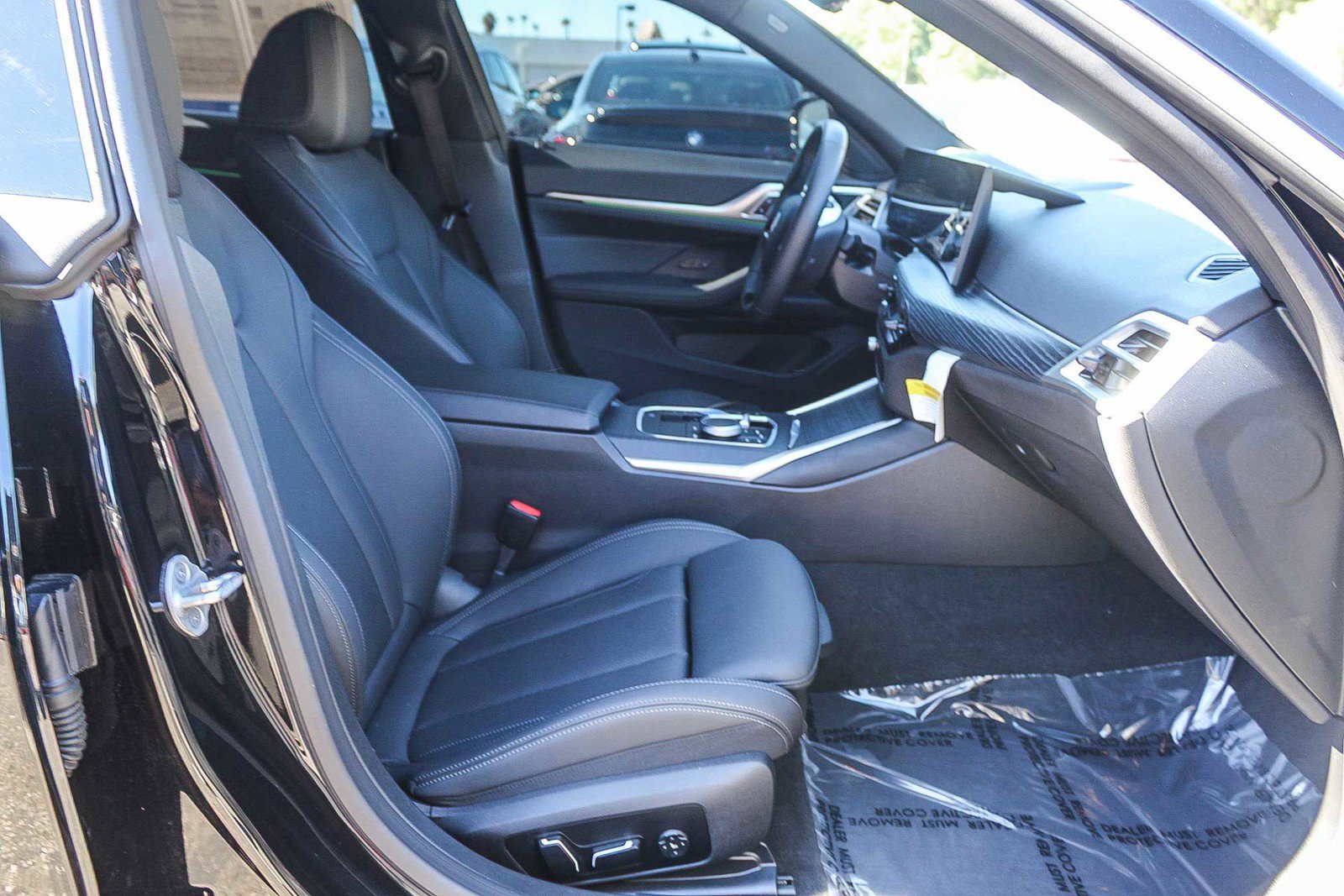 Certified 2025 BMW i4 eDrive40 w/ M Sport Package image 16