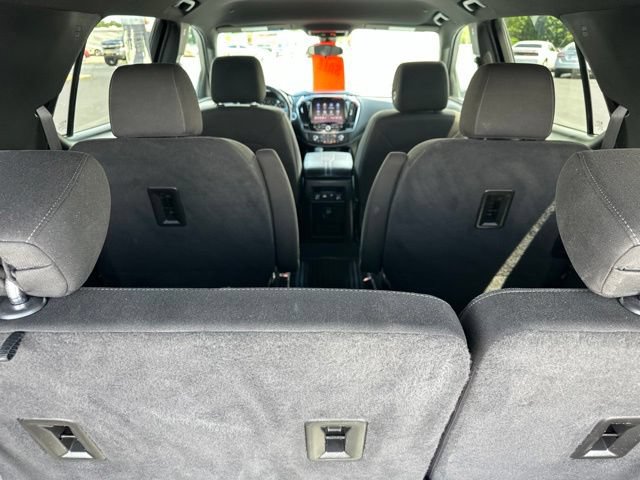 Used 2023 Chevrolet Traverse LT AWD/4WD image 18