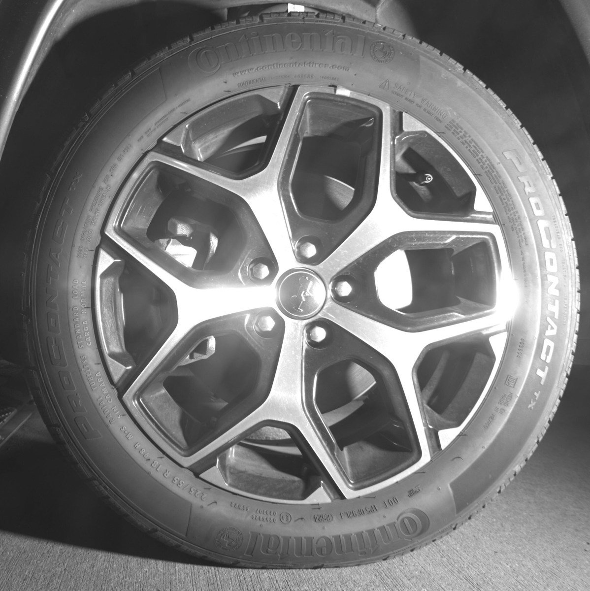 Used 2025 Jeep Compass Limited image 9