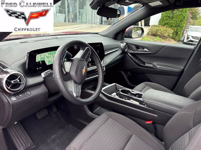Used 2025 Chevrolet Equinox LT FWD image 6