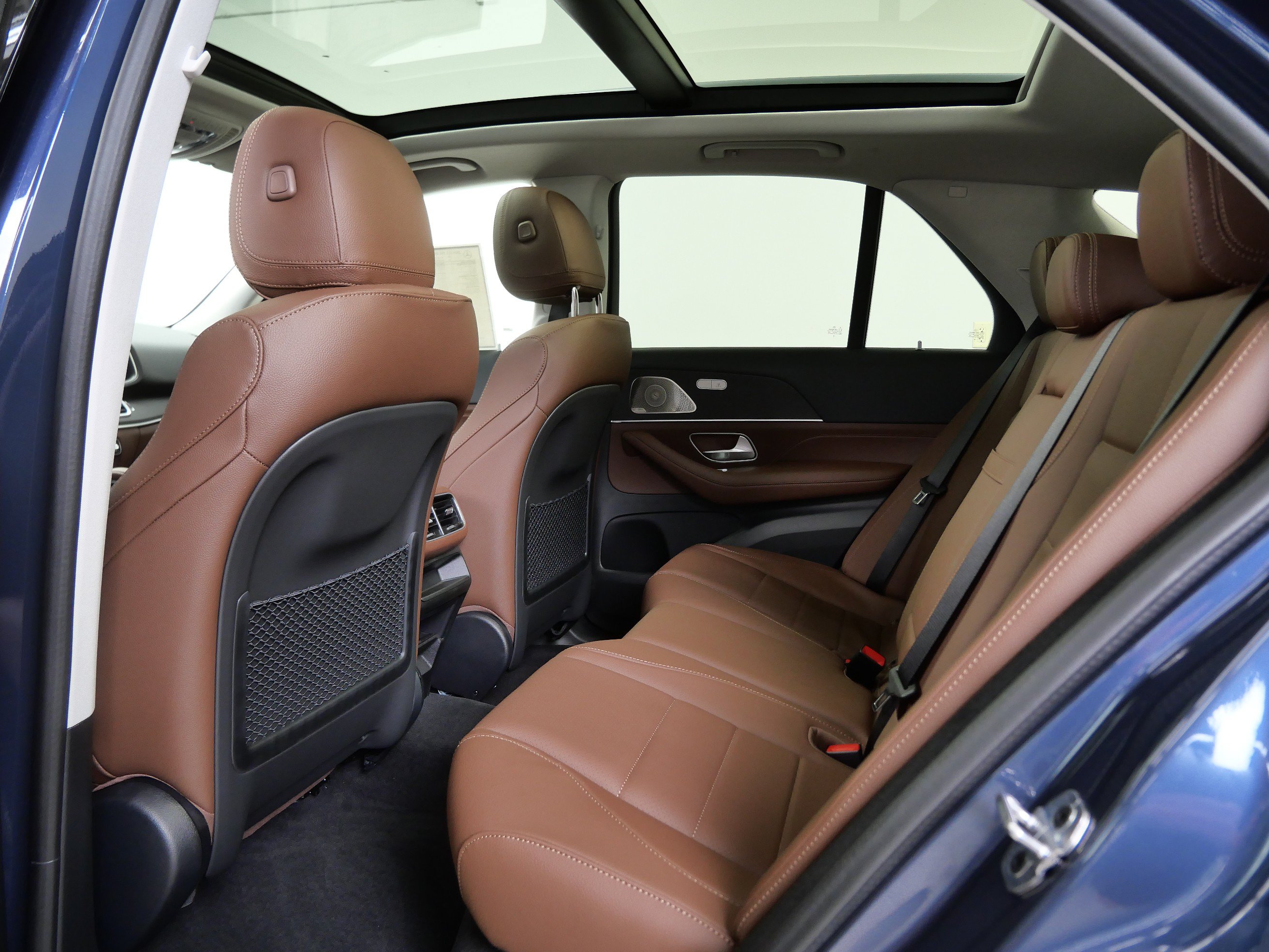 New 2026 Mercedes-Benz GLE 350 4MATIC image 9