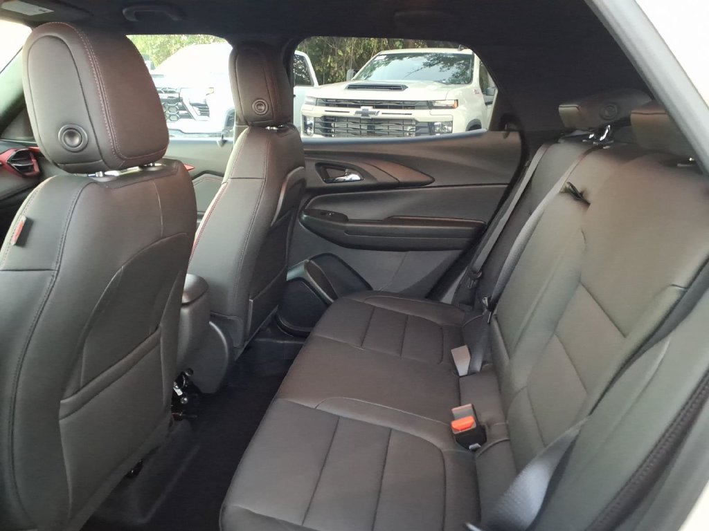 New 2026 Chevrolet TrailBlazer RS w/ Convenience Package FWD image 16