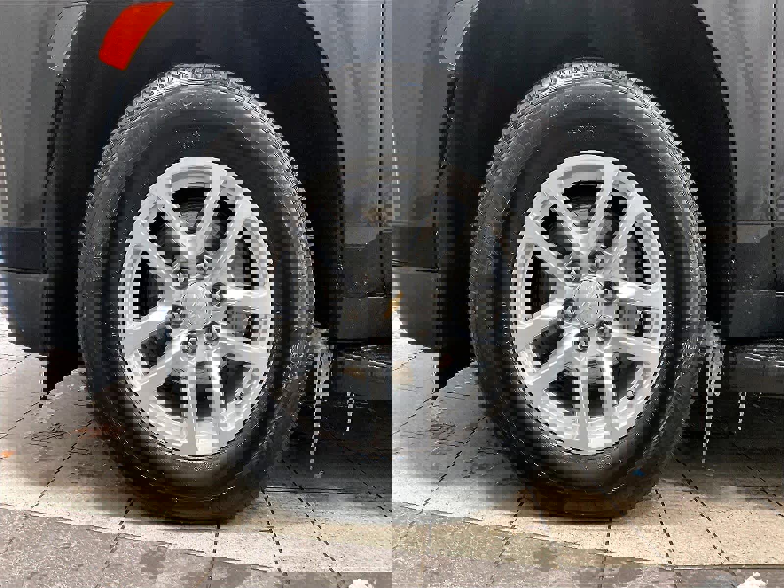 Used 2023 Chevrolet Tahoe LS image 7