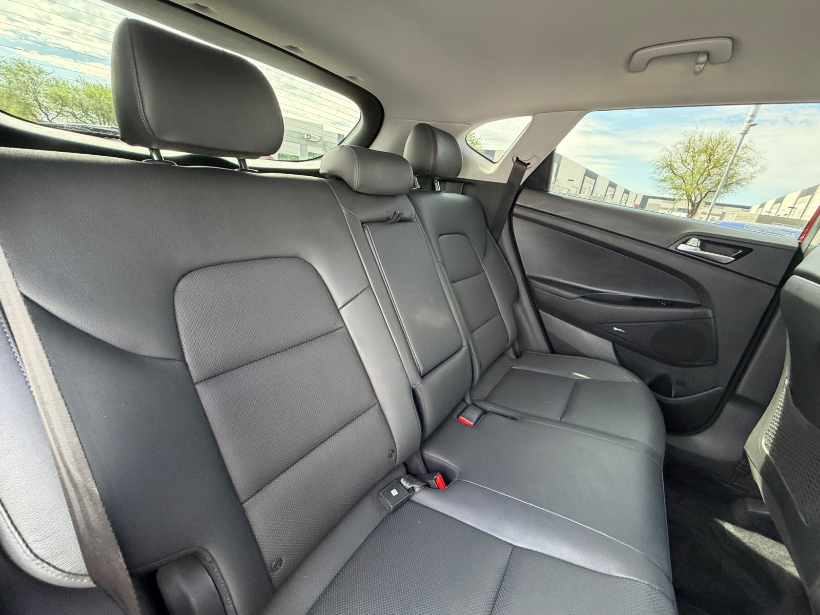 Used 2019 Hyundai Tucson Limited FWD image 18
