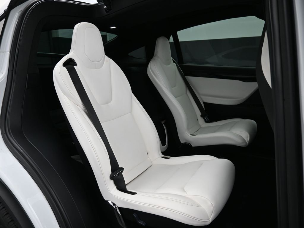 Used 2018 Tesla Model X 100D image 24
