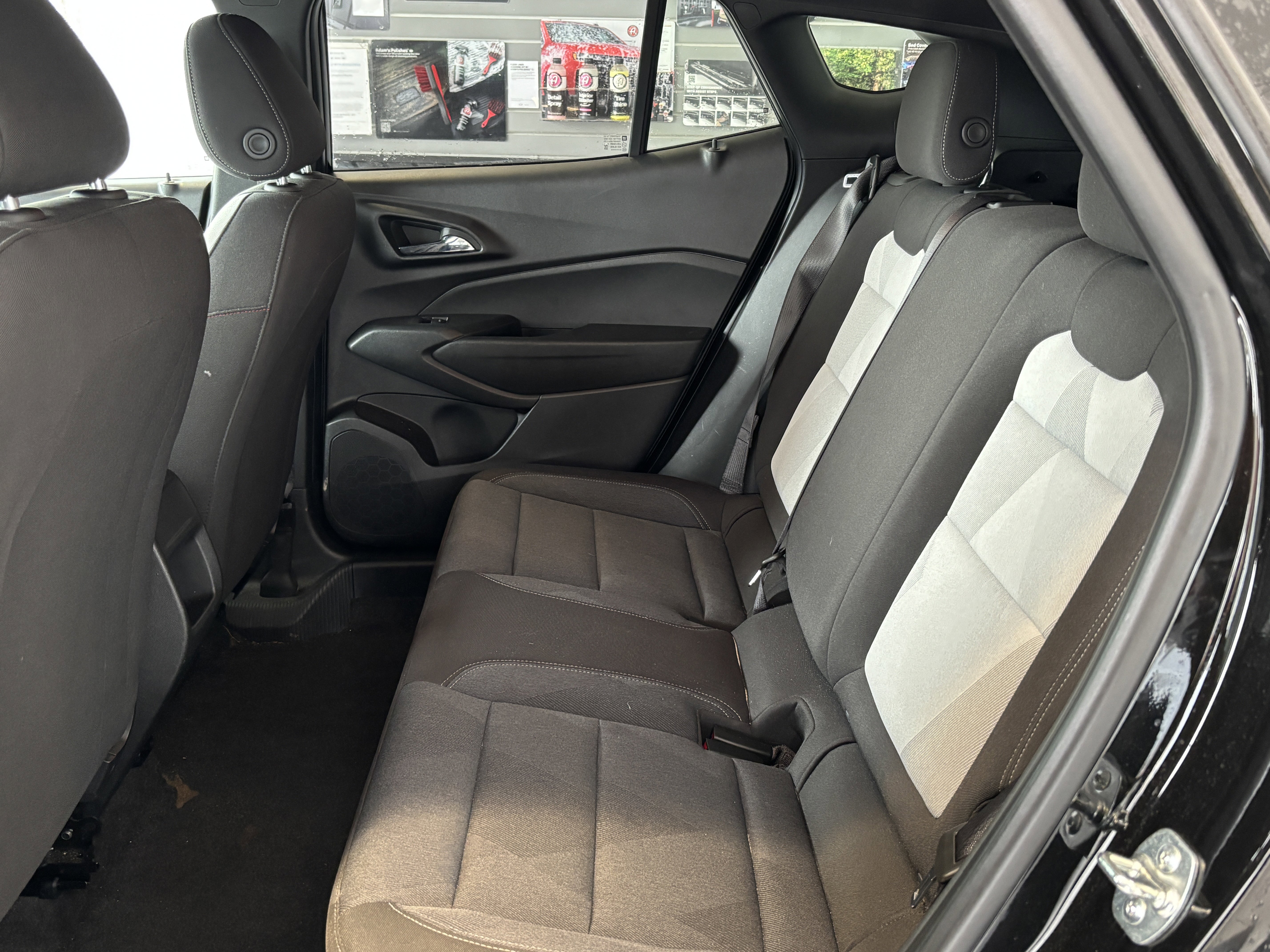 Used 2024 Chevrolet Trax RS w/ Driver Confidence Package image 17