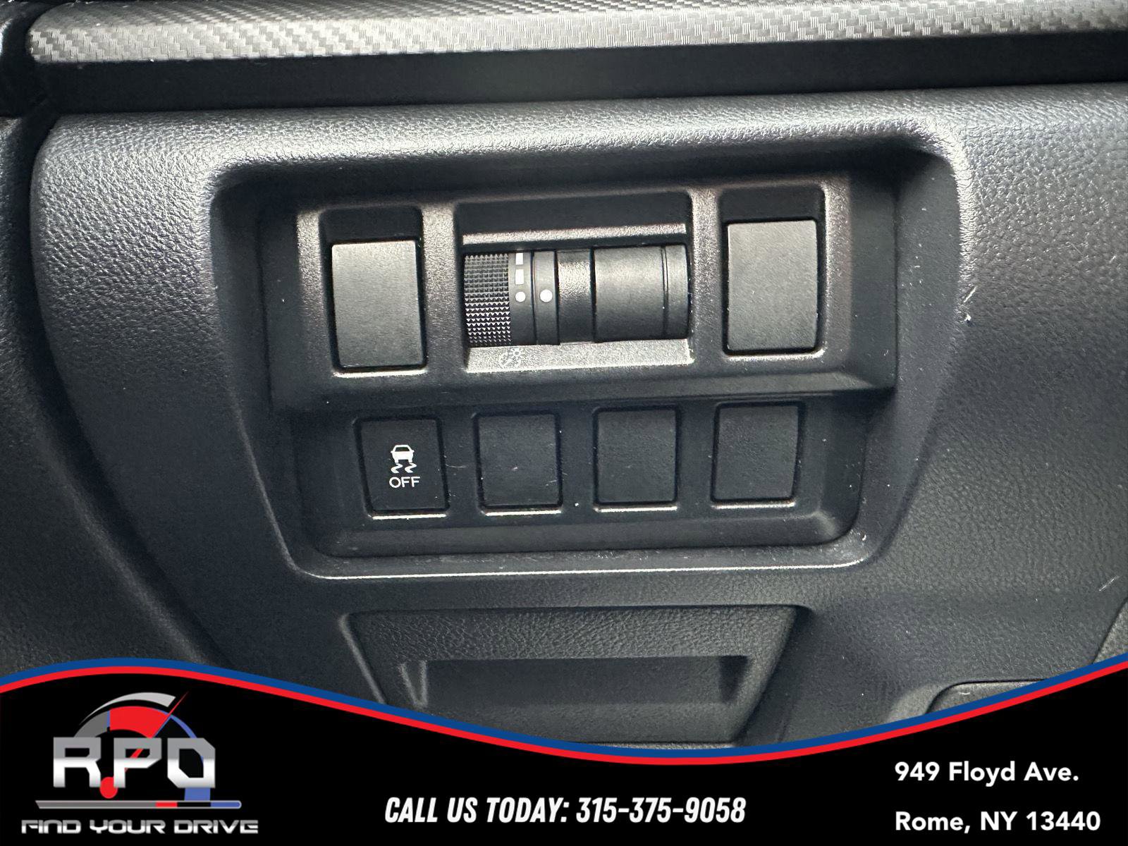 Used 2020 Subaru Impreza 2.0i image 30