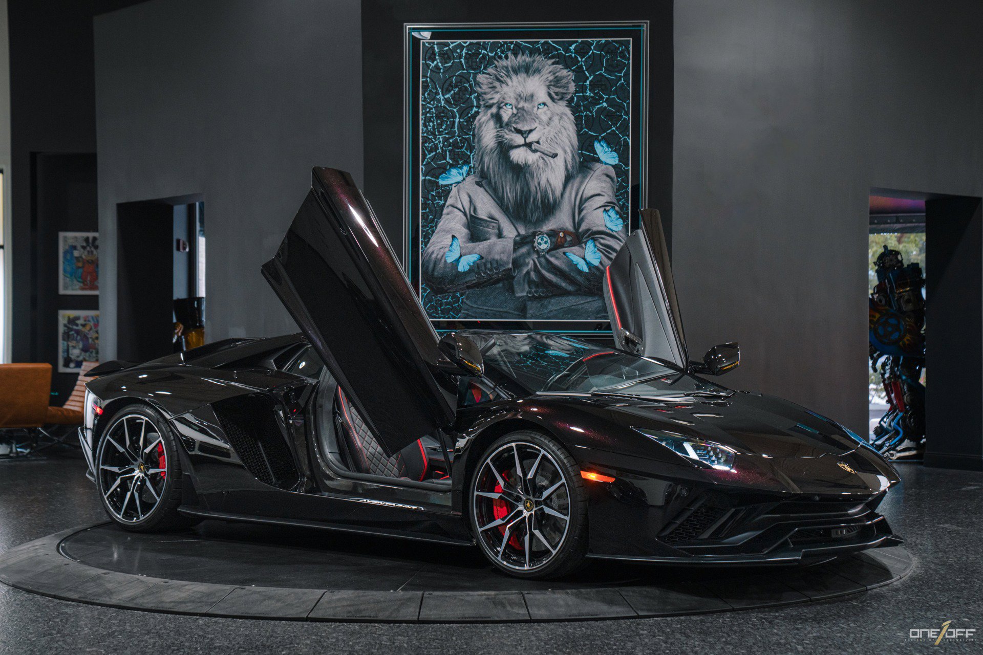 Used 2018 Lamborghini Aventador S image 4