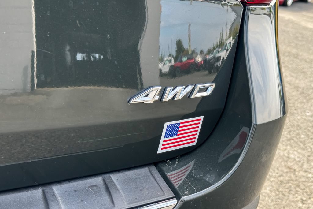 Used 2023 Ford Explorer Limited w/ Equipment Group 301A AWD/4WD image 19