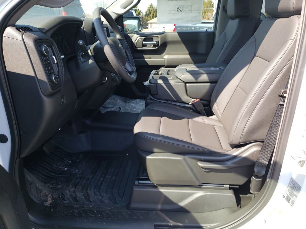 New 2025 Chevrolet Silverado 1500 W/T w/ WT Value Package image 9