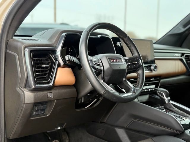 Used 2023 GMC Canyon AT4 w/ AT4 Premium Package image 15