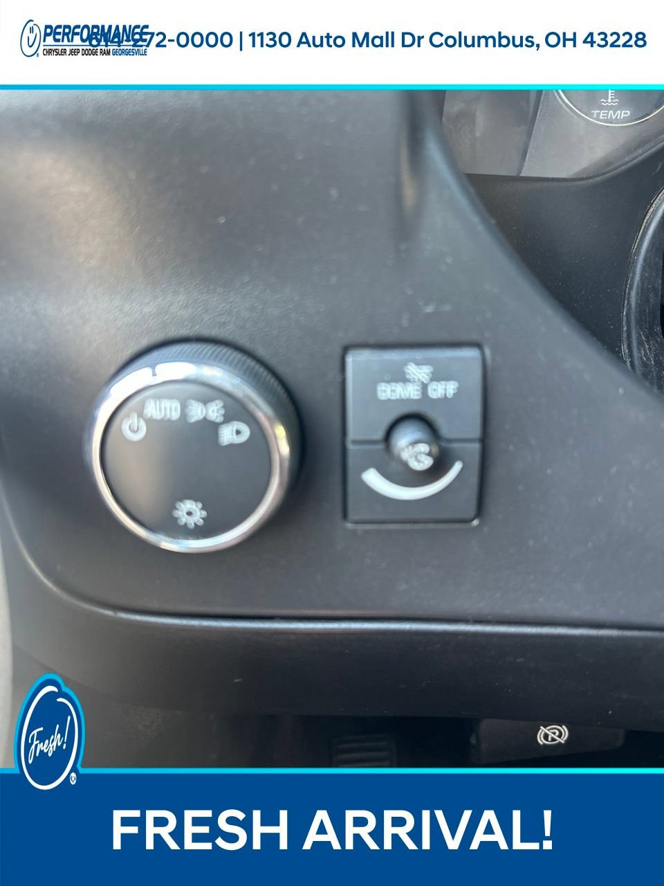 Used 2018 Chevrolet Express 2500 Extended RWD image 23
