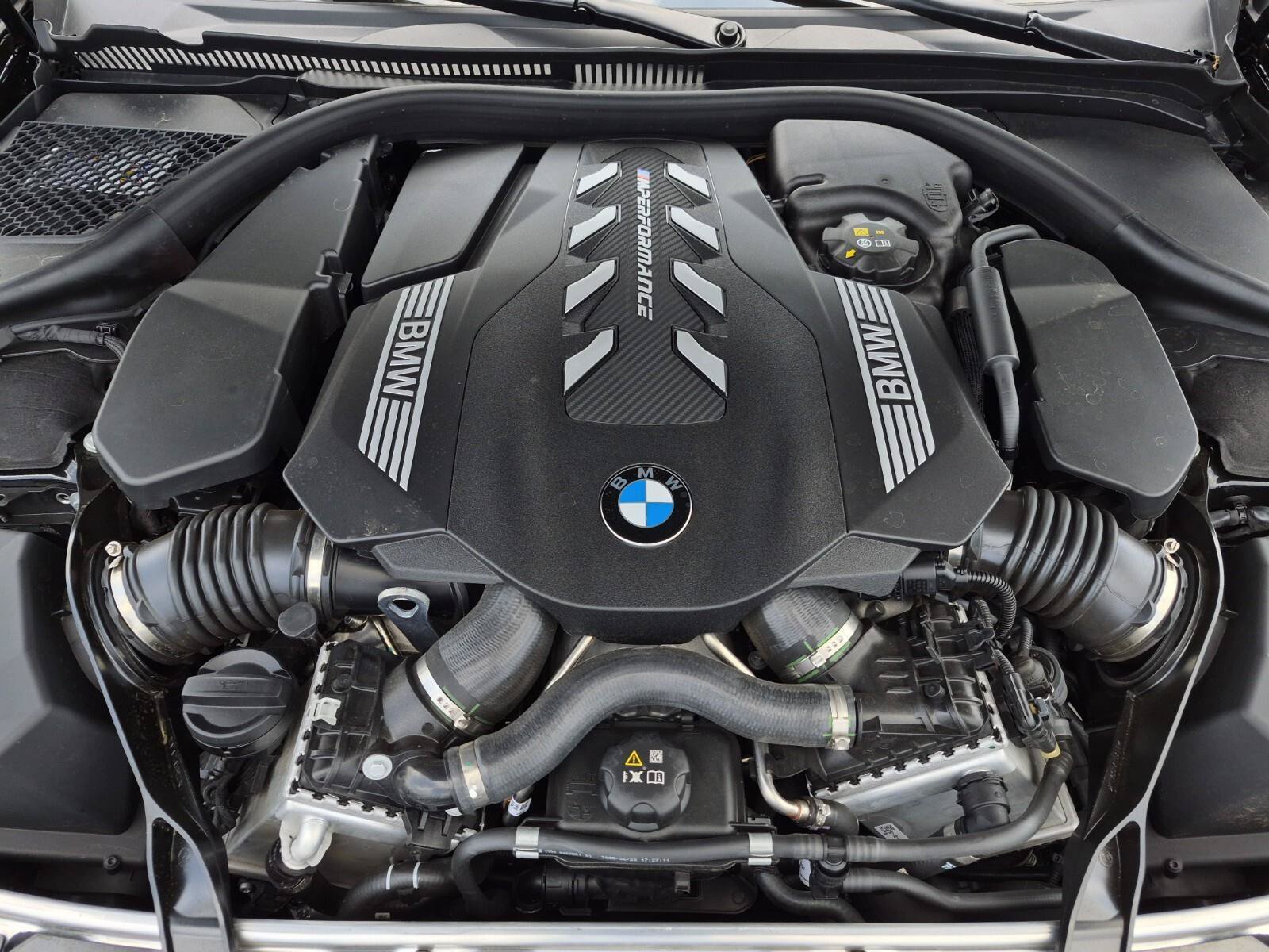 Used 2026 BMW M850i xDrive Coupe AWD/4WD image 12