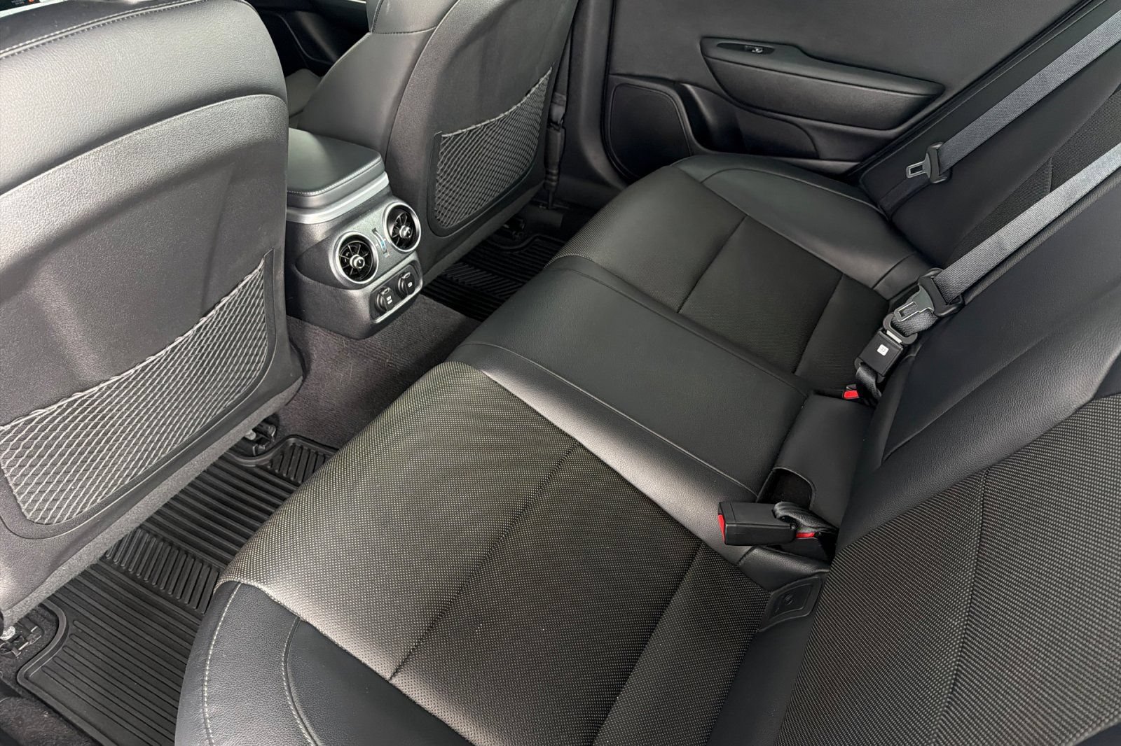 Used 2019 Kia Stinger GT RWD image 14