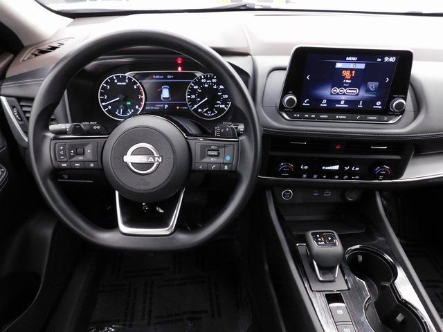 Certified 2023 Nissan Rogue SV image 31