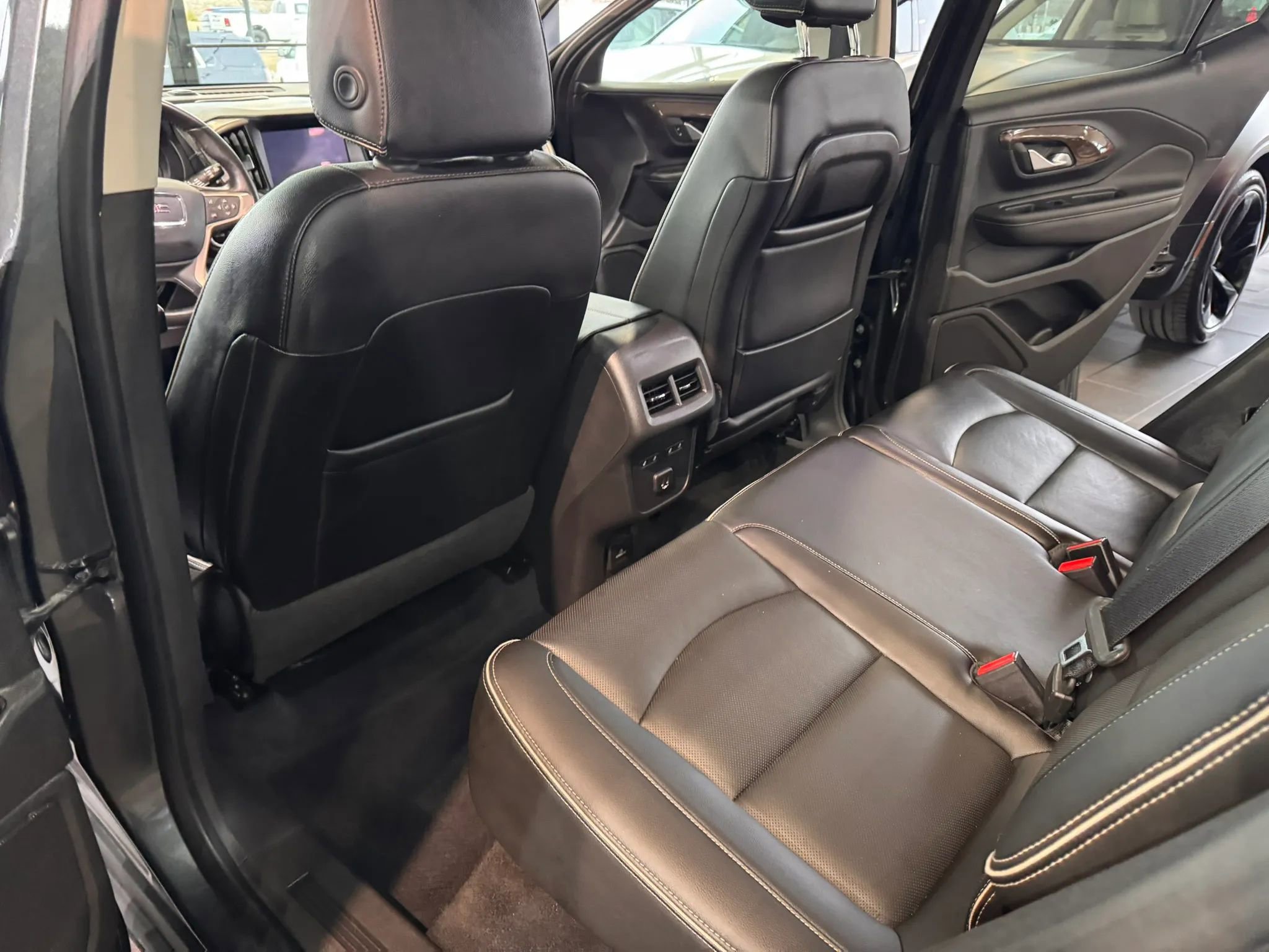 Used 2020 GMC Terrain Denali w/ GMC Pro Grade Package image 20