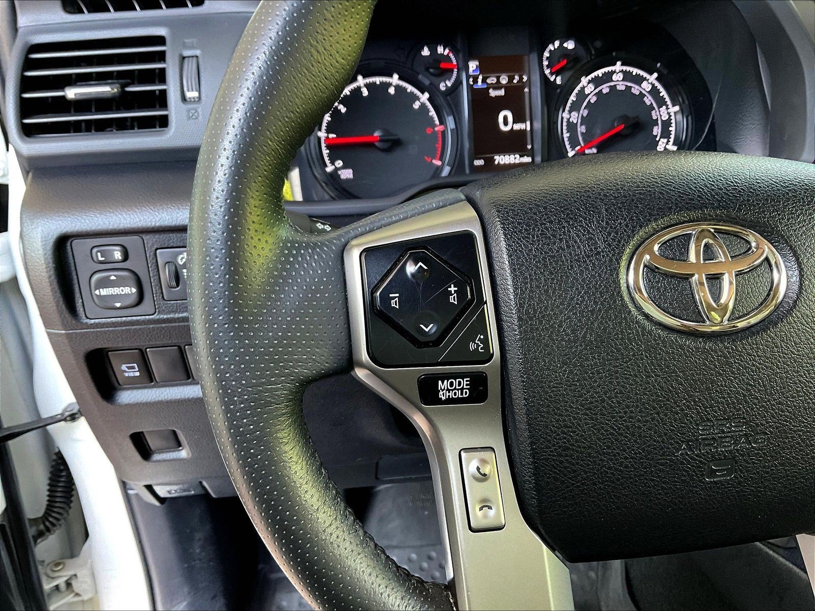 Used 2022 Toyota 4Runner SR5 Premium w/ Moonroof Package AWD/4WD image 11