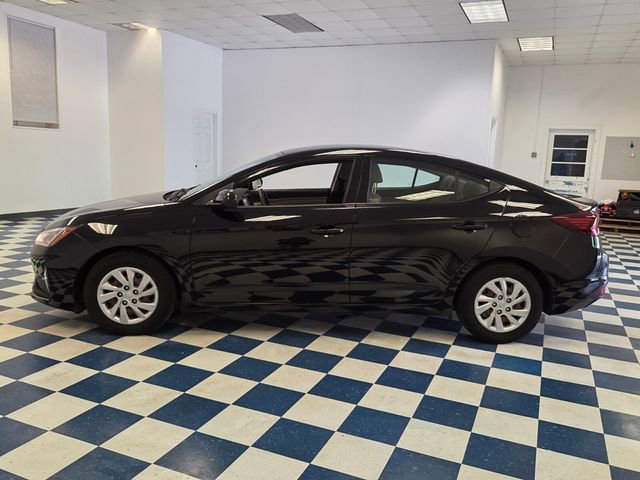 Used 2020 Hyundai Elantra SE FWD image 4
