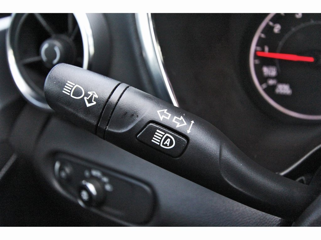 Used 2023 Chevrolet Blazer LT image 17