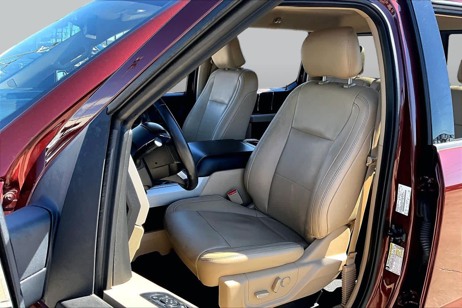 Used 2017 Ford F150 Lariat AWD/4WD image 8