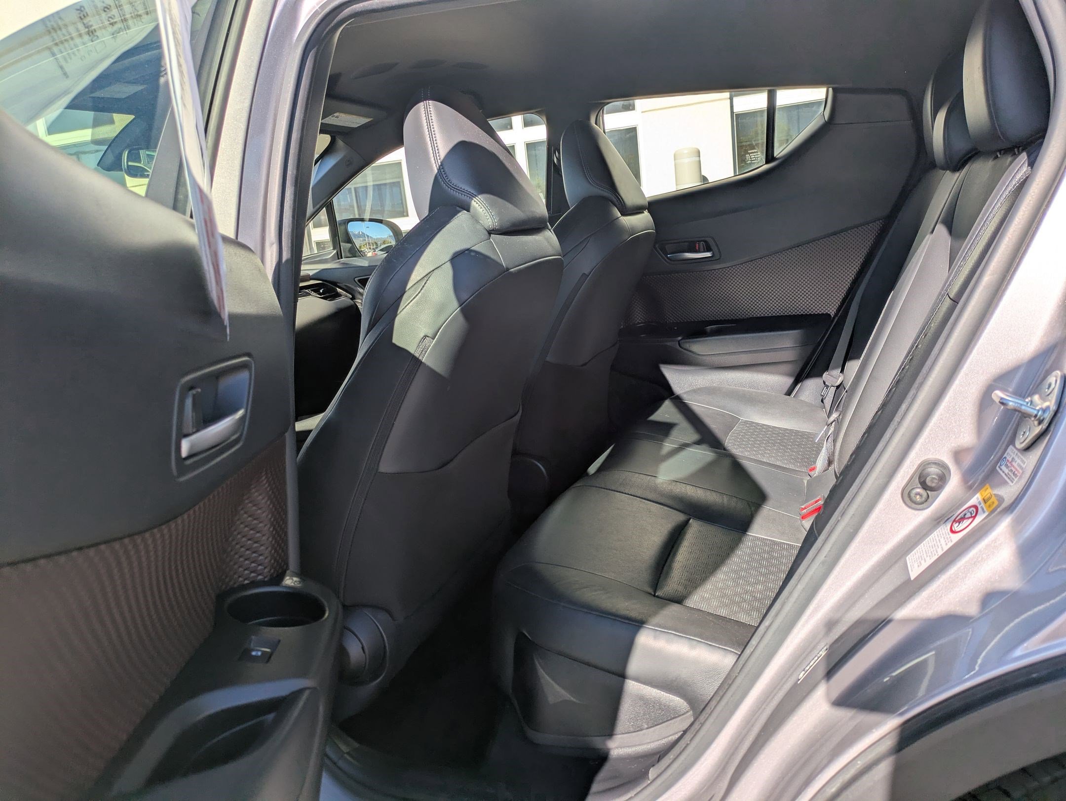 Used 2019 Toyota C-HR Limited FWD image 28