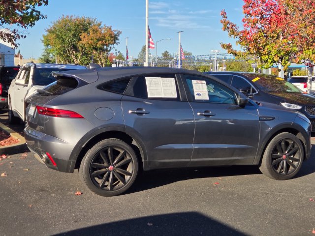 Used 2018 Jaguar E-PACE SE AWD/4WD image 3