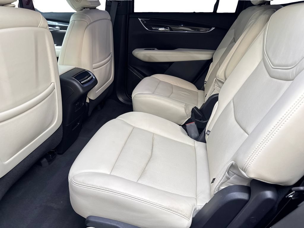 Used 2020 Cadillac XT6 Sport AWD/4WD image 34