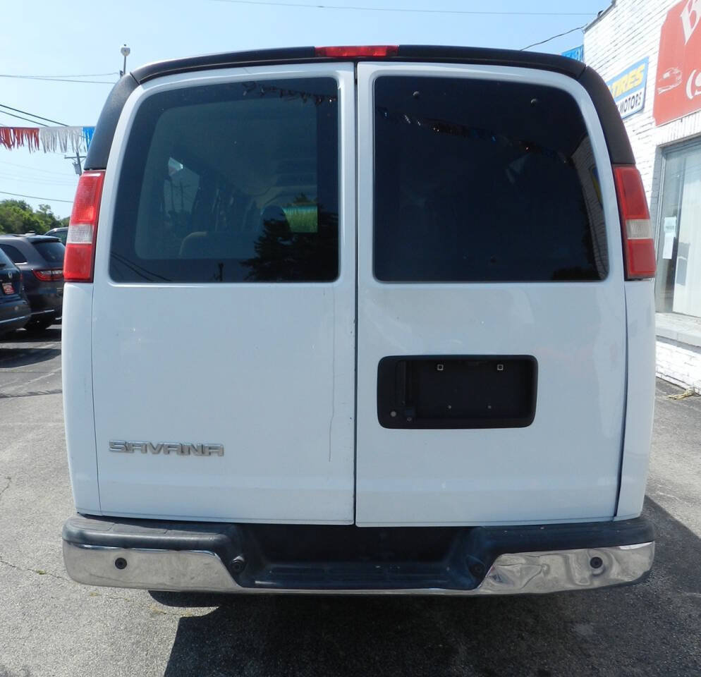 Used 2016 Chevrolet Express 3500 LT w/ LT Preferred Equipment Group RWD image 7