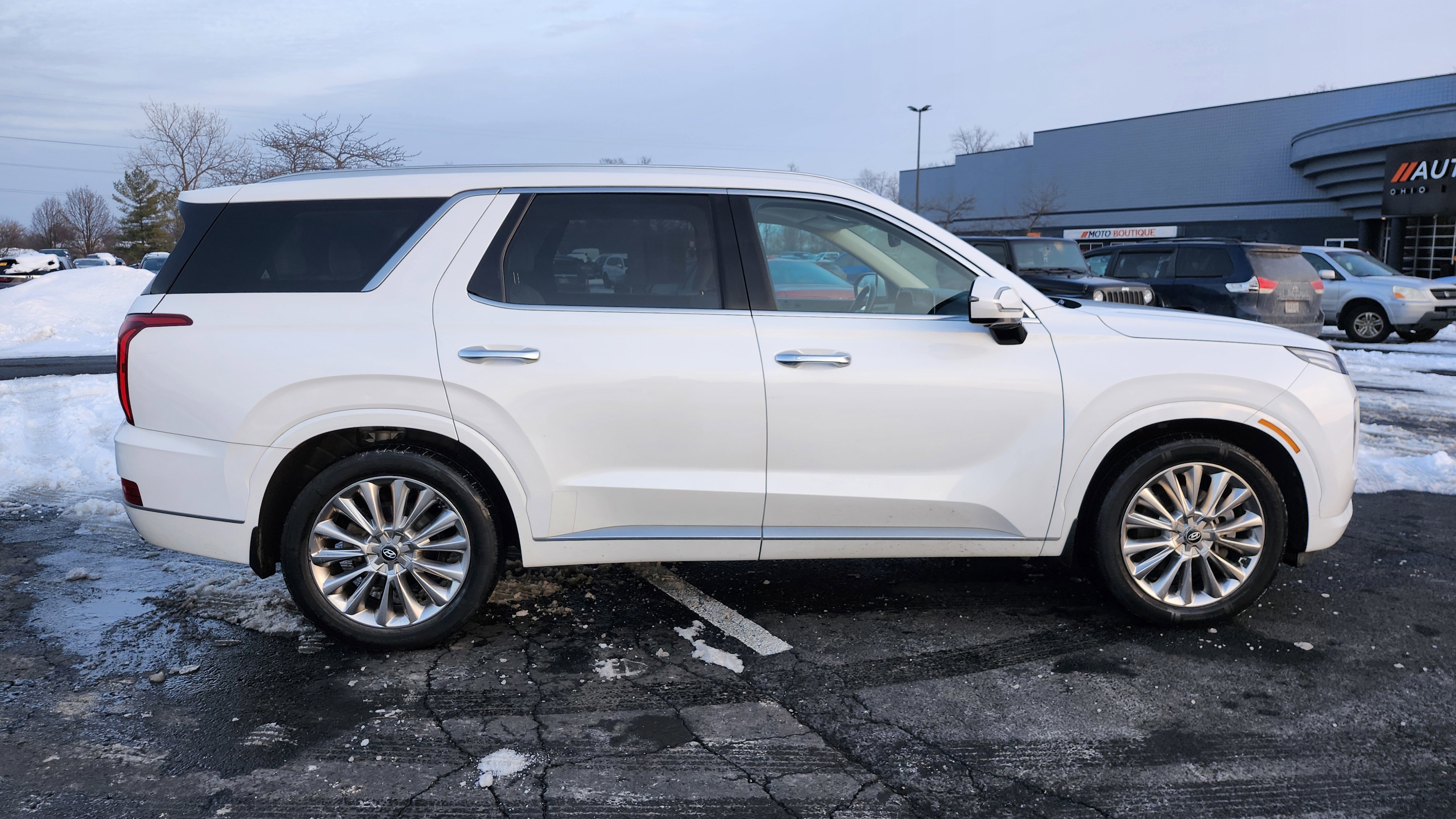Used 2020 Hyundai Palisade Limited image 19