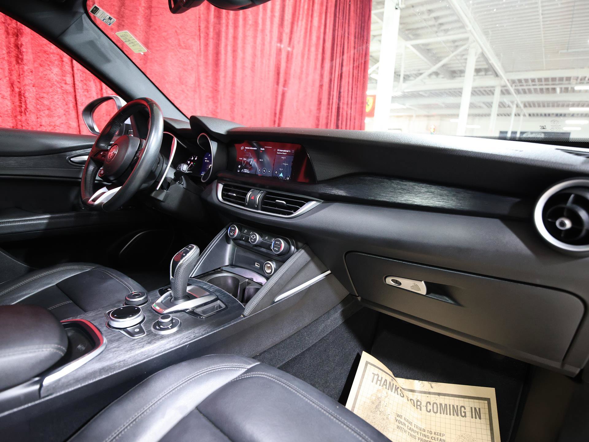 Used 2022 Alfa Romeo Stelvio Sprint RWD image 23
