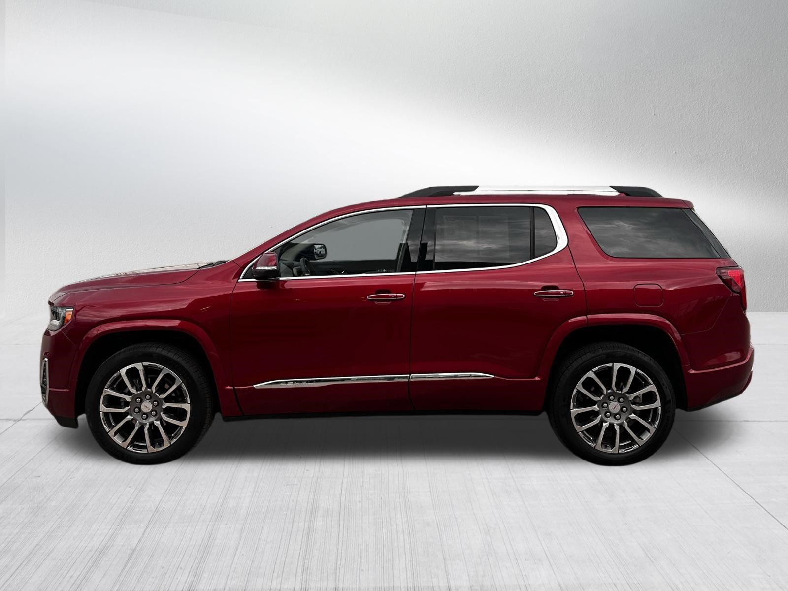 Used 2023 GMC Acadia Denali w/ Denali Ultimate Package AWD/4WD image 4