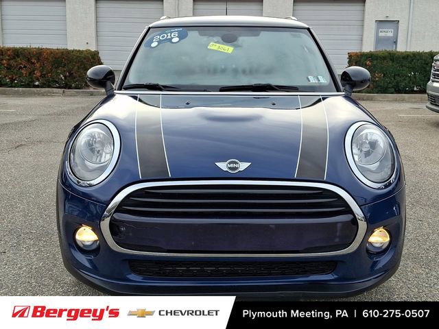 Used 2016 MINI Cooper 2-Door Hardtop video 3