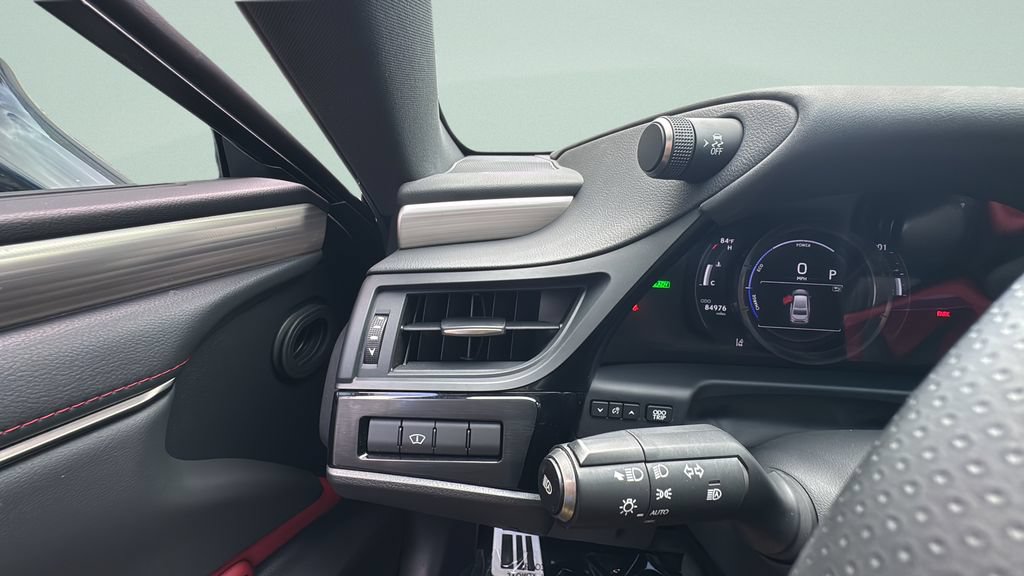Used 2022 Lexus ES 300h F Sport w/ Accessory Package 2 FWD image 34