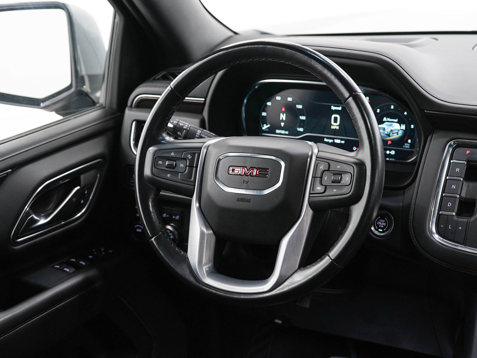 Used 2022 GMC Yukon XL SLE AWD/4WD image 14