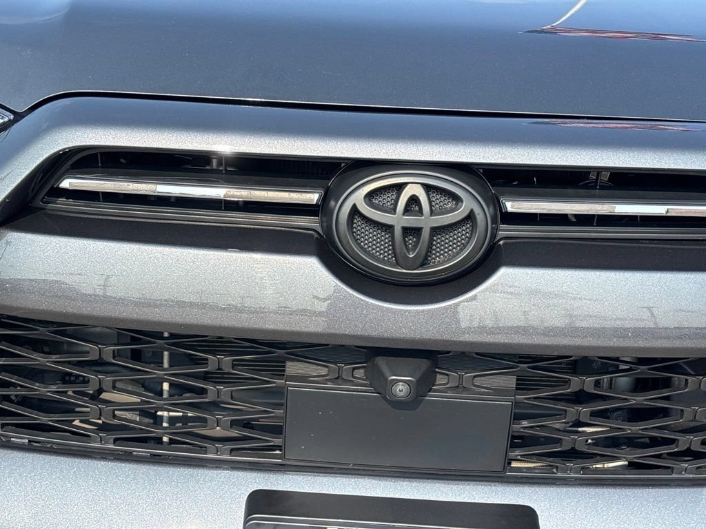 Used 2022 Toyota 4Runner SR5 Premium AWD/4WD image 7