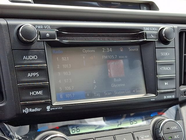 Used 2016 Toyota RAV4 XLE AWD/4WD image 3