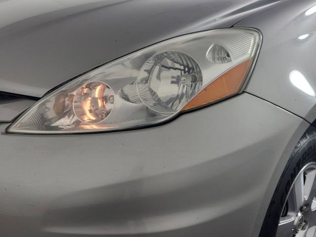 Used 2007 Toyota Sienna LE image 8