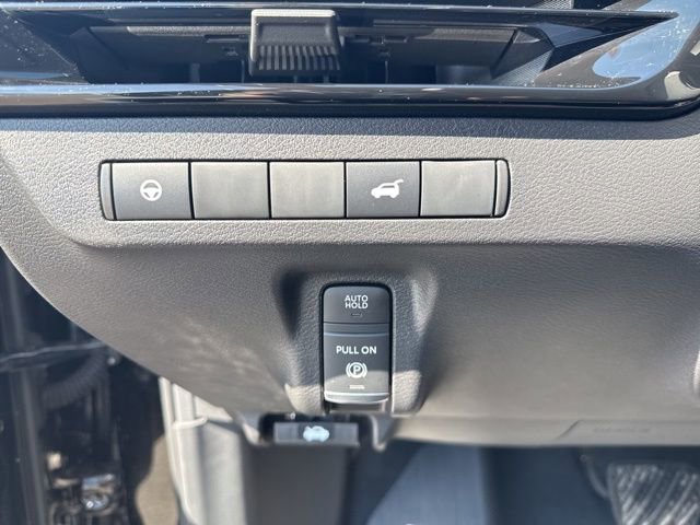 Used 2025 Nissan Murano SV image 14