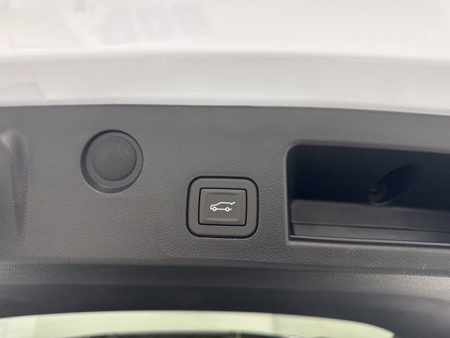 New 2026 Chevrolet Equinox ACTIV w/ Safety and Technology Package image 30