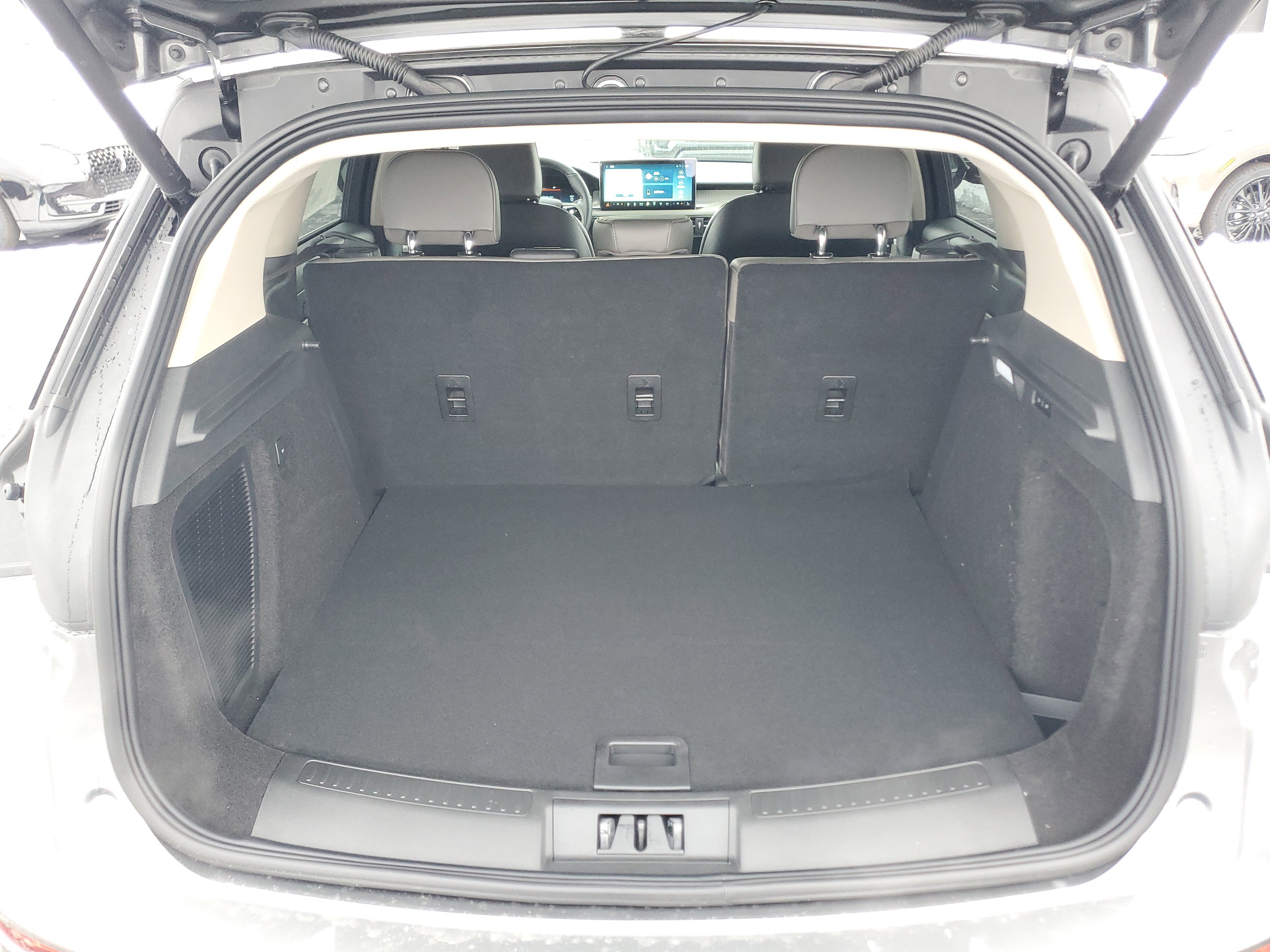 New 2026 Lincoln Corsair Premiere image 29