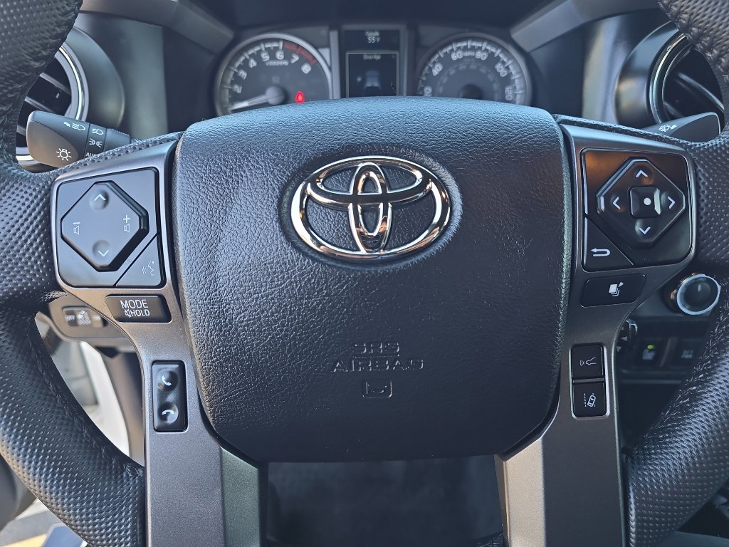 Certified 2022 Toyota Tacoma TRD Off-Road w/ TRD Premium Off Road Package AWD/4WD image 26