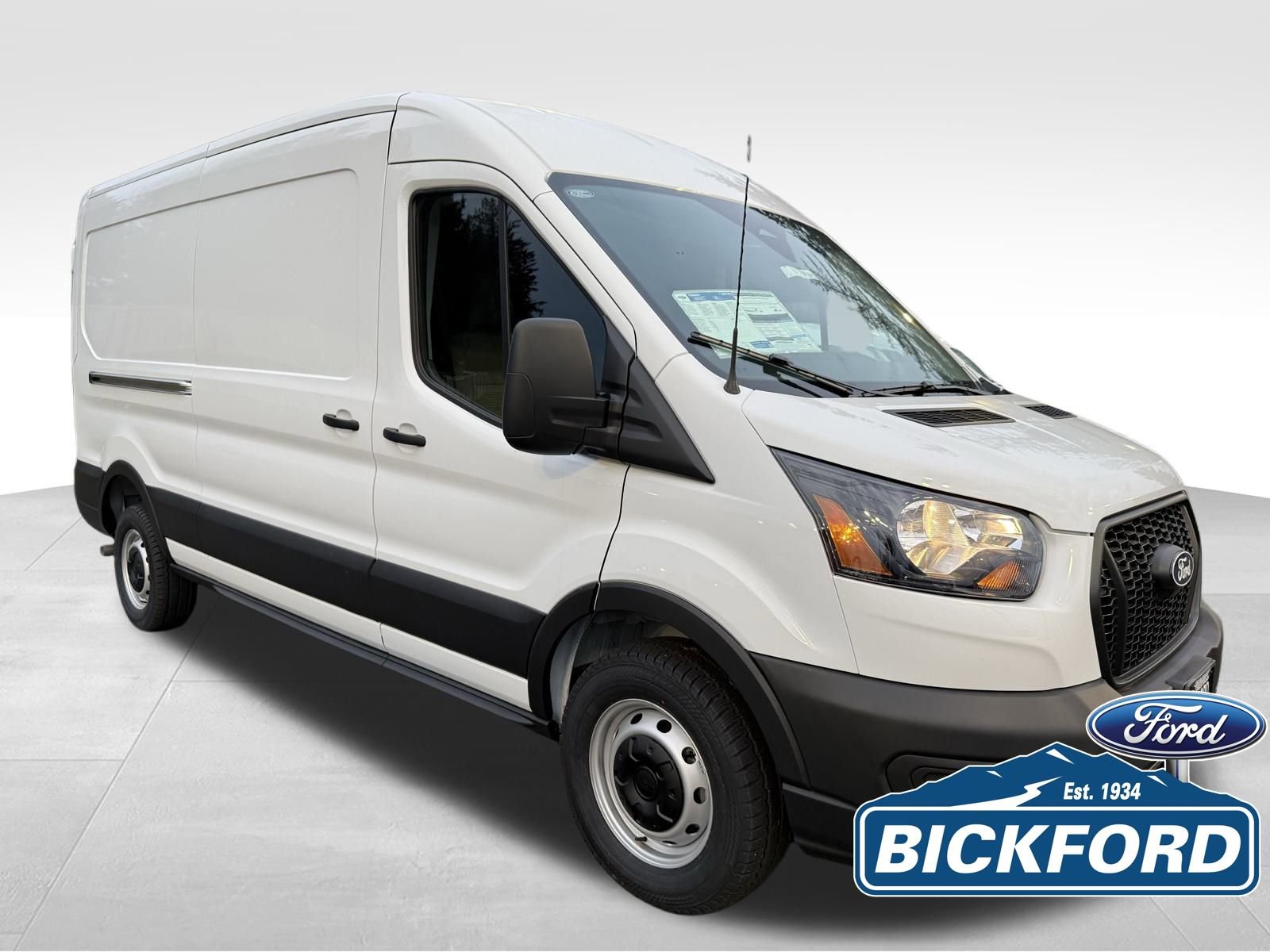 New 2026 Ford Transit 150 148 Medium Roof w/ Load Area Protection Package RWD image 6