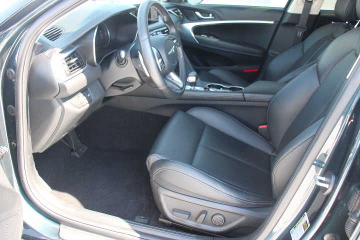 Used 2022 Genesis G70 2.0T RWD image 10