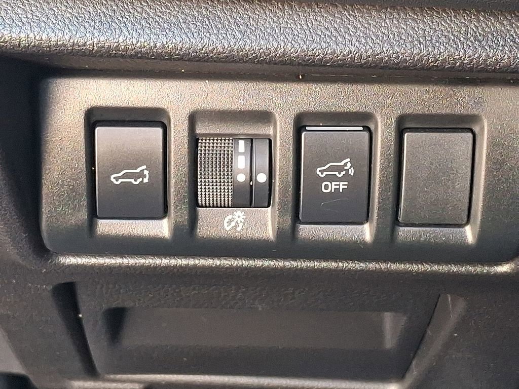 Used 2023 Subaru Outback Onyx Edition image 24