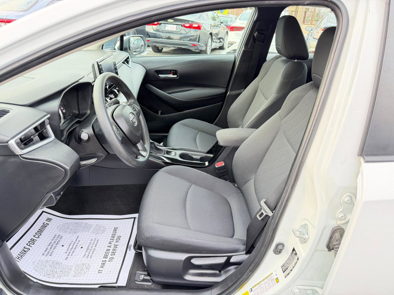Used 2021 Toyota Corolla LE FWD image 12